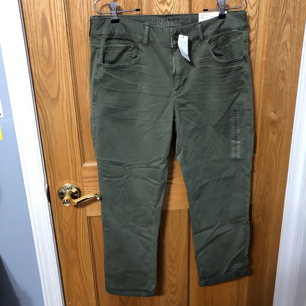 American Eagle Khaki/Green Tomgirl Jeans